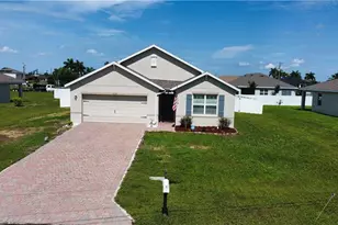 328 SW 24th Pl, Cape Coral, FL 33991 - Photo 2