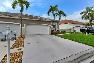 8911 Cranes Nest Ct, Fort Myers, FL 33908 - Photo 1