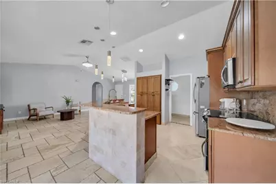 427 SE 19th Ter, Cape Coral, FL 33990 - Photo 12