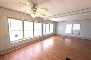 106 Gaslight Ave, North Fort Myers, FL 33917 - Photo 8