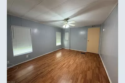106 Gaslight Ave, North Fort Myers, FL 33917 - Photo 10