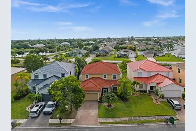 2017 Cape Heather Cir, Cape Coral, FL 33991 - Photo 14