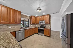 1919 SE 37th Terrace, Cape Coral, FL 33904 - Photo 8