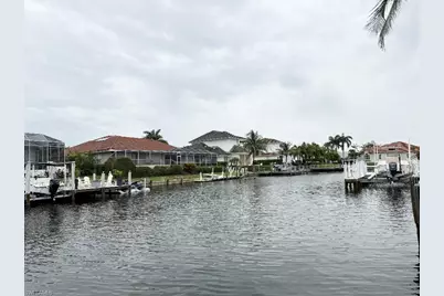 656 Dorando Ct, Marco Island, FL 34145 - Photo 6