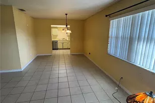607 SE 47th St, Cape Coral, FL 33904 - Photo 6