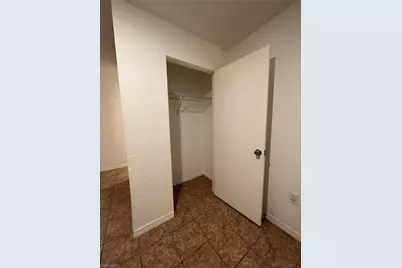 3923 SE 12th Ave, Cape Coral, FL 33904 - Photo 8