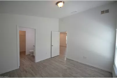 2225 Carver Ave, Fort Myers, FL 33916 - Photo 18