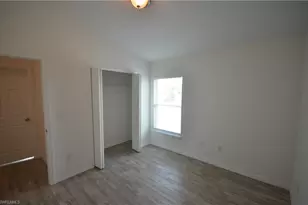 2225 Carver Ave, Fort Myers, FL 33916 - Photo 8