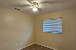 1628 SW Santa Barbara Pl, Cape Coral, FL 33991 - Photo 10