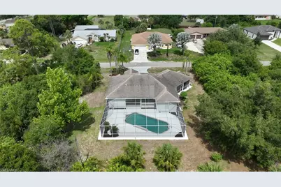 606 Lincoln Ave, Lehigh Acres, FL 33972 - Photo 10