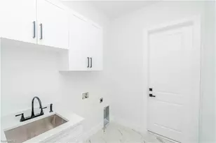 1142 Eclipse St E, Lehigh Acres, FL 33974 - Photo 22