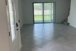 14231 Pine Lodge Ln, Fort Myers, FL 33913 - Photo 4