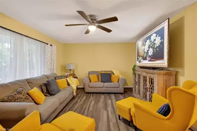 208 Redcliff Ave, Lehigh Acres, FL 33936 - Photo 8