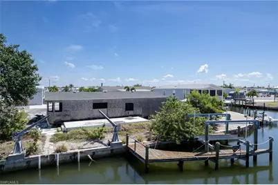 2920 Harpoon Ln, Saint James City, FL 33956 - Photo 6