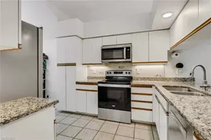 13206 Greywood Cir, Fort Myers, FL 33966 - Photo 2