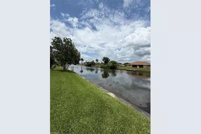 315 SE 20th Ct, Cape Coral, FL 33990 - Photo 30