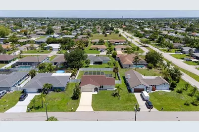 623 SE 31st Ln, Cape Coral, FL 33904 - Photo 48