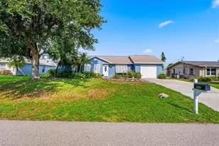 4422 SW 1st Ave, Cape Coral, FL 33914 - Photo 2