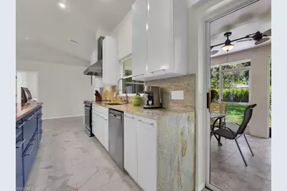 206 SE 28th Ter, Cape Coral, FL 33904 - Photo 6