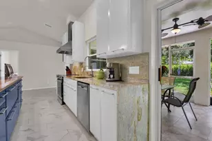 206 SE 28th Terrace, Cape Coral, FL 33904 - Photo 6