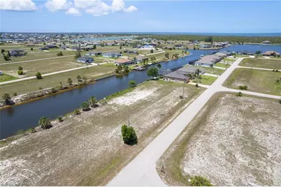 4106 NW 39th Ln, Cape Coral, FL 33993 - Photo 8