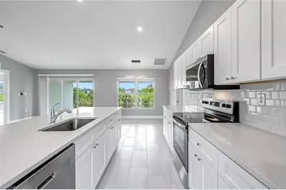4110 NE 23rd Pl, Cape Coral, FL 33909 - Photo 8