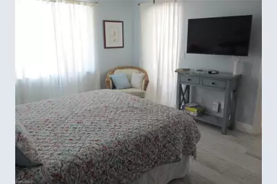 613 SE 2nd Ter, Cape Coral, FL 33990 - Photo 14