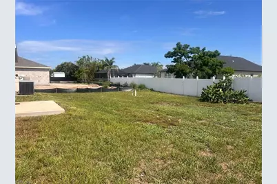 101 NW 25th St, Cape Coral, FL 33993 - Photo 12