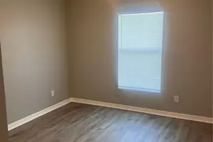 101 NW 25th St, Cape Coral, FL 33993 - Photo 10