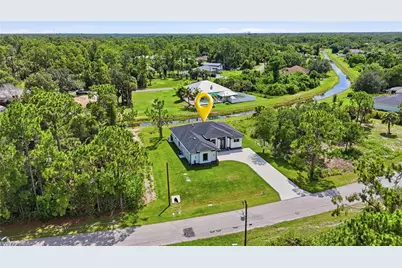 3823 Heyburn St, Fort Myers, FL 33905 - Photo 2