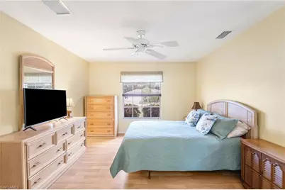 219 NE 7th Pl, Cape Coral, FL 33909 - Photo 20