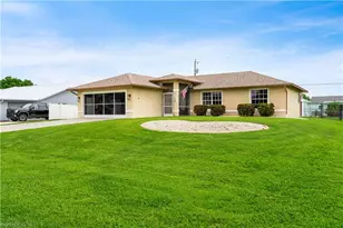 219 NE 7th Pl, Cape Coral, FL 33909 - Photo 1