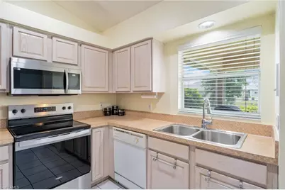 219 NE 7th Pl, Cape Coral, FL 33909 - Photo 26