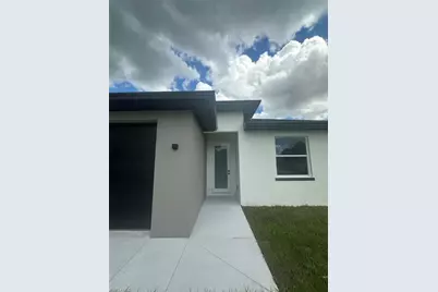 547 Eisenhower Blvd, Lehigh Acres, FL 33974 - Photo 4