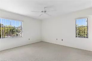9305 Lake Park Dr, Fort Myers, FL 33919 - Photo 8