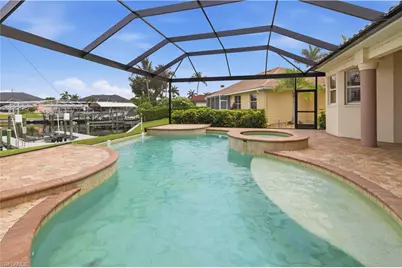 3622 Oasis Blvd, Cape Coral, FL 33914 - Photo 4