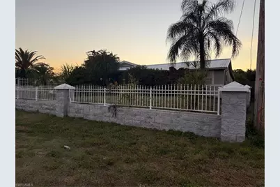 4702 Olive Ave S, Lehigh Acres, FL 33976 - Photo 2