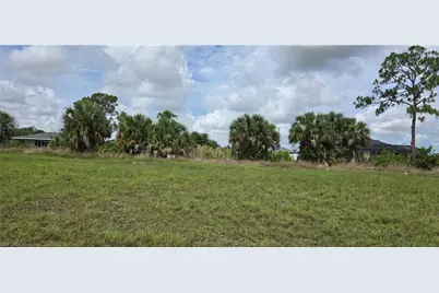 4024 NE 17th Ave, Cape Coral, FL 33909 - Photo 2