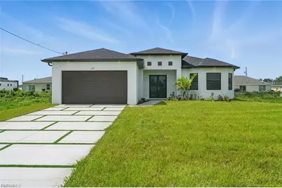 472 Rajah St, Lehigh Acres, FL 33974 - Photo 2