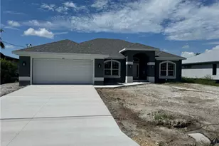 302 SE 1st Terrace, Cape Coral, FL 33990 - Photo 4