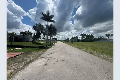 4625 NW 31st Ter, Cape Coral, FL 33993 - Photo 4