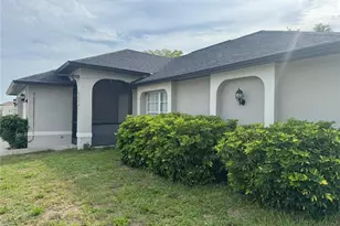 2227 SW 5th Ave, Cape Coral, FL 33991 - Photo 4