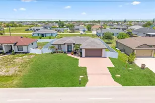 317 Kismet Pkwy E, Cape Coral, FL 33909 - Photo 2