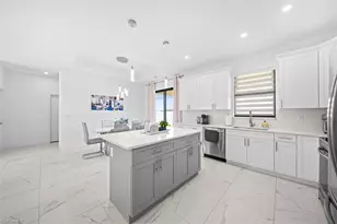 317 Kismet Pkwy E, Cape Coral, FL 33909 - Photo 6