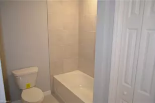1127 NE 10th St, Cape Coral, FL 33909 - Photo 12