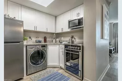 801 Chestnut St #1712, Clearwater, FL 33756 - Photo 4