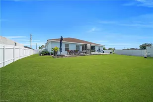 3902 3rd St SW, Lehigh Acres, FL 33976 - Photo 38