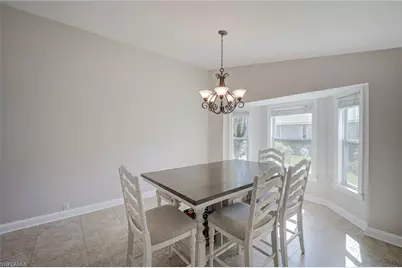 13103 Regent Cir, Fort Myers, FL 33966 - Photo 8
