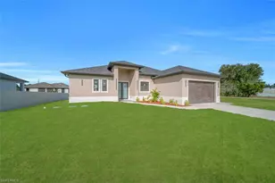 3402 15th St SW, Lehigh Acres, FL 33976 - Photo 4