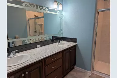 32 Greenwood Dr, North Fort Myers, FL 33903 - Photo 8